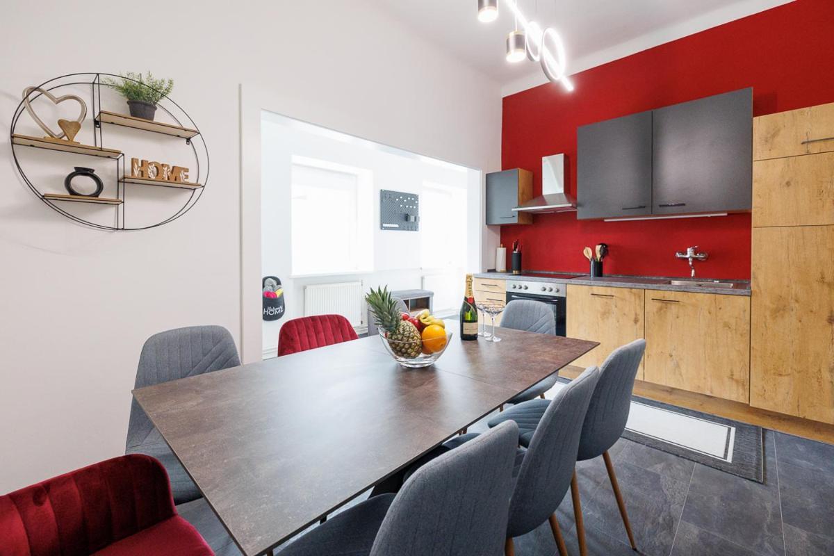 New Shalalaliving Vienna Spacious Home For Family & Friends Kültér fotó