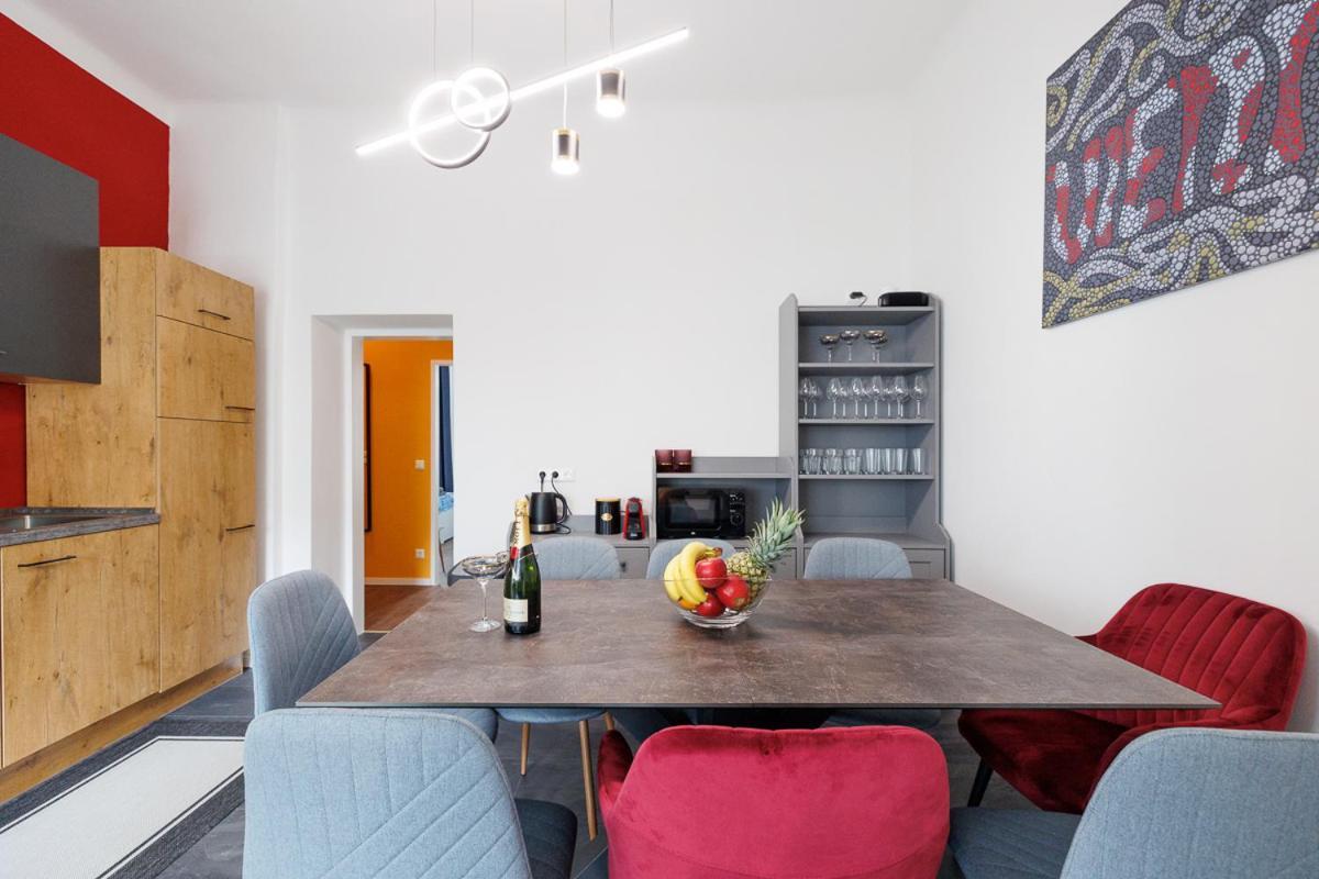 New Shalalaliving Vienna Spacious Home For Family & Friends Kültér fotó